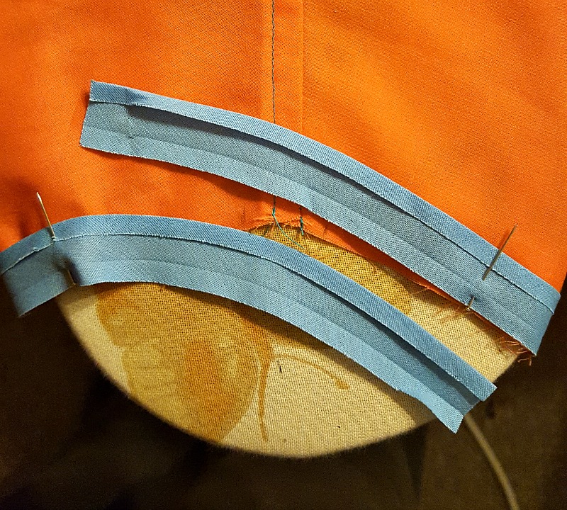 Finishing Necklines & Arm Holes with Bias Binding - Teadoddles